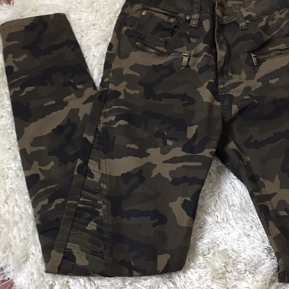 High rise camo moto skinny pants - Picture 7 of 7